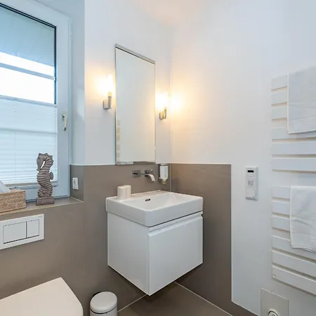 Apartment Flut No 5 *